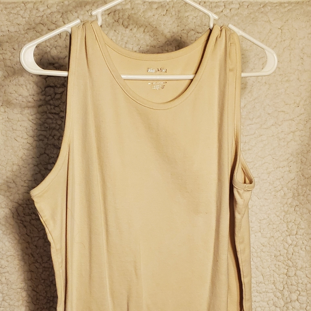 2X tan tank top